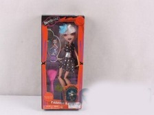 Лялька "Bratzillaz" 1073 (144шт / 2) з аксесс., В кор. 30 * 13 * 5см