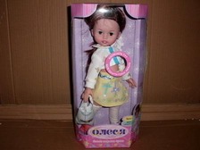 Лялька ОЛЕСЯ 5051 UK (24шт) 12 видов, говорит и поет по украински, в кор-ке, 17,5-36-9см