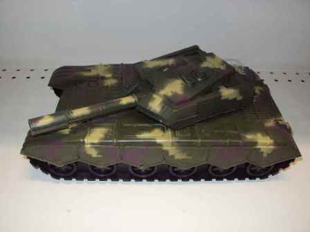 Танк 9801 (48шт) инерция, в кульке, 30-16см