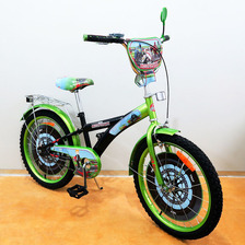Велосипед Tilly 20" Мотогонщик Е-220211 чорно-зелений