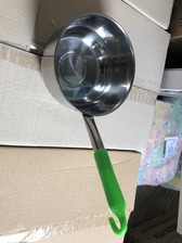 Ківш (678186) метал. з металопл. ручкою, діам. 18см (102)