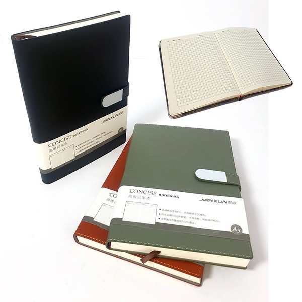 Блокнот, шкірзам, на кнопці, А5, 112арк, кліт, Арт.39-25, Імп 140069