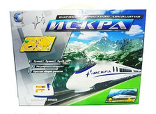 ЖД 872514 R/588-2 A (18шт) электричка Искра, регулир.скорости, ДУ, на бат-ке, в кор-ке, 45-34-9см,