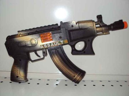Автомат 3318 (144шт) трещетка, 2 вида, в кульке, 17-13см